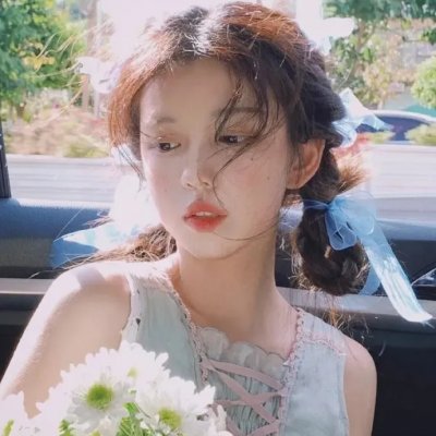罗炜茜